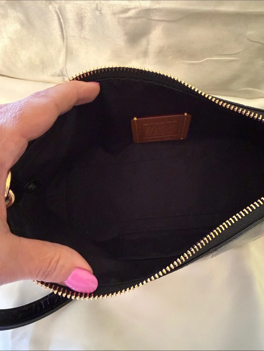 🖤🤎Coach NEW Caitlin Stripe-Crinkle Cut Leather Bag in Brown/Black Gold Hardware